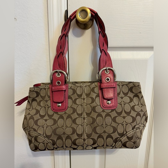 Coach Handbags - Coach Bag